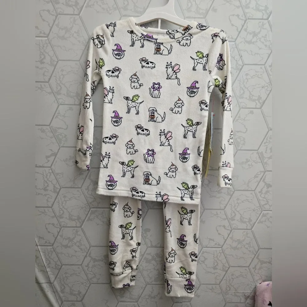 Nwt Girl's Cat & Jack Snuggly Soft Velour Halloween Pajama Set